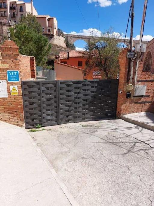 La Buhardilla. Aparcamiento Exterior Privado Apartman Teruel Kültér fotó