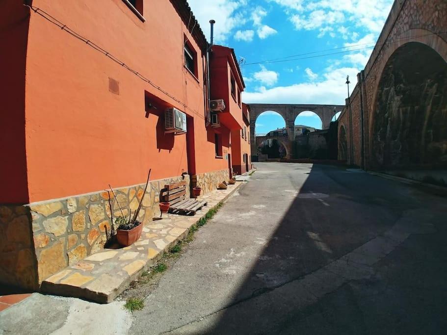La Buhardilla. Aparcamiento Exterior Privado Apartman Teruel Kültér fotó