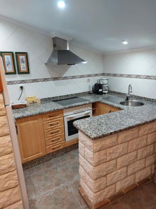 La Buhardilla. Aparcamiento Exterior Privado Apartman Teruel Kültér fotó