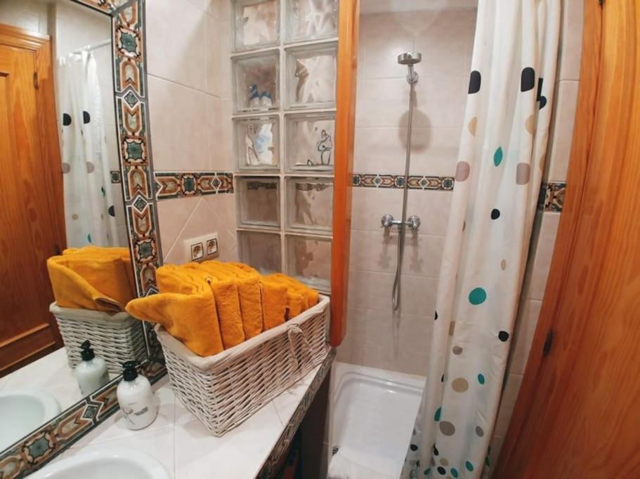 La Buhardilla. Aparcamiento Exterior Privado Apartman Teruel Kültér fotó