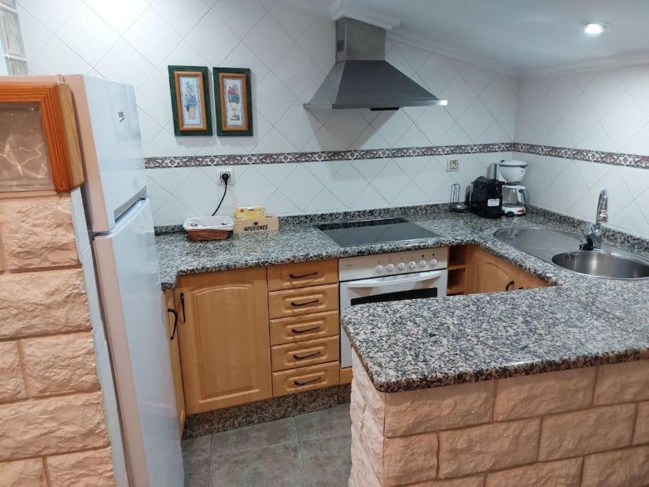 La Buhardilla. Aparcamiento Exterior Privado Apartman Teruel Kültér fotó